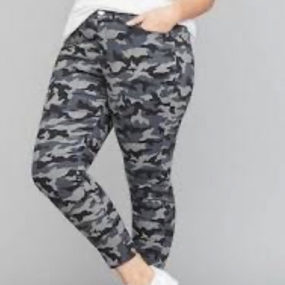 Lane Bryant Pants - LANE BRYANT For Curvy Beautiful Girls! Gray Camouflage Pants